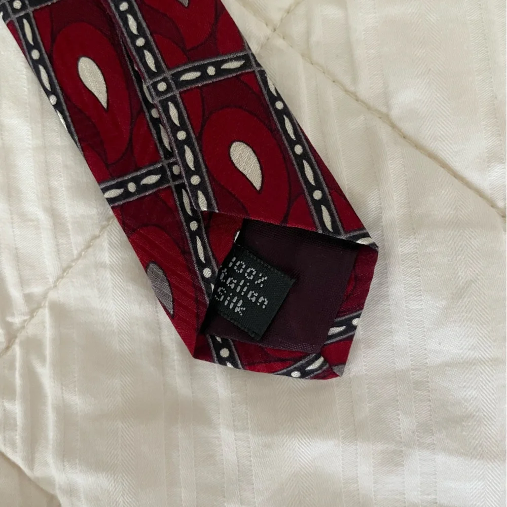 Zylos George Machado Elegant Red Paisley Geometric Men's Tie